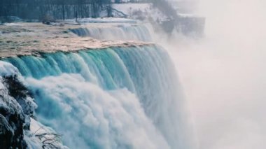Amerikan kıyısında bir gözlem güverte manzara Niagara Falls. Güzel kış sezonu