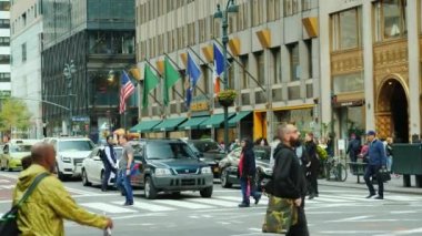 New York, ABD, Eylül 2018: Manhattan - Madison Avenue, kalbinde işlek cadde