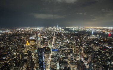 New York şehrinin gece geniş açıdan