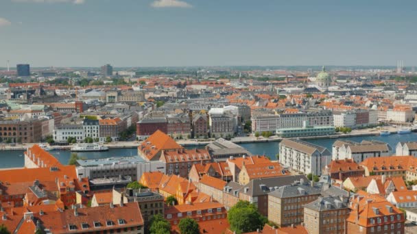 Vista del elegante distrito de Copenhague — Vídeo de stock