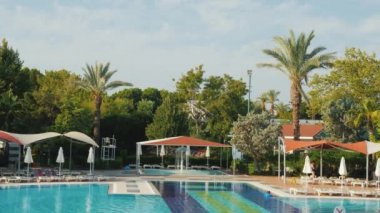 Kemer, Türkiye, Haziran 2018: Yüzme havuzu ve boş zamanı olan otelin bölgesi