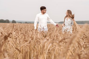 Buğday Tarlasında Aşk Hikayesi