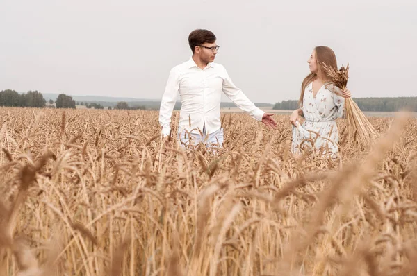 Buğday Tarlasında Aşk Hikayesi
