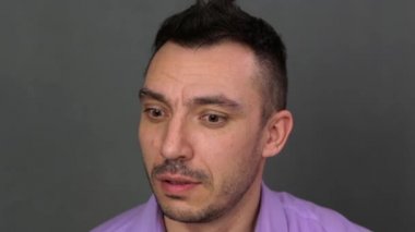 Yakından bakınca genç bir adamın iç yüzü....