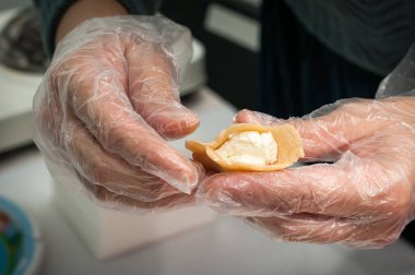 köfte modelleme el ile evde