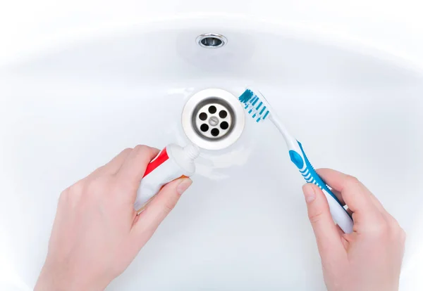 Cleaning Teeth Sink Toothbrush — Stock Photo, Image