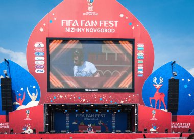 Nizhny Novgorod, Rusya Federasyonu-Haziran 24, 2018: futbol hayranları geldi Nijniy Novgorod için Dünya Kupası için. Hayranları onların countr temsil eder.