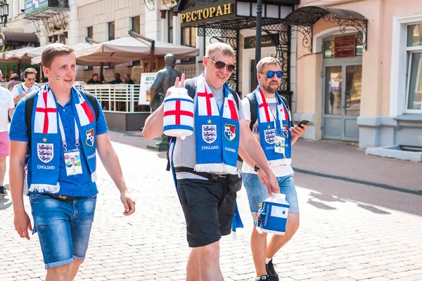 Nizhny Novgorod, Rusya Federasyonu-Haziran 24, 2018: futbol hayranları geldi Nijniy Novgorod için Dünya Kupası için. Hayranları onların countr temsil eder.