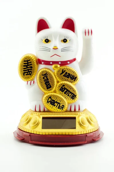 Cat Maneki Neko Con Pannello Solare Sfondo Bianco — Foto Stock