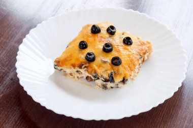 Beyaz bir dis ızgara Lula Kebap