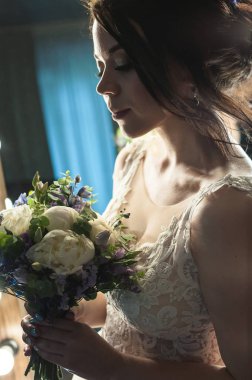 Lüks gelin gelinlik güzel adam üzerinde