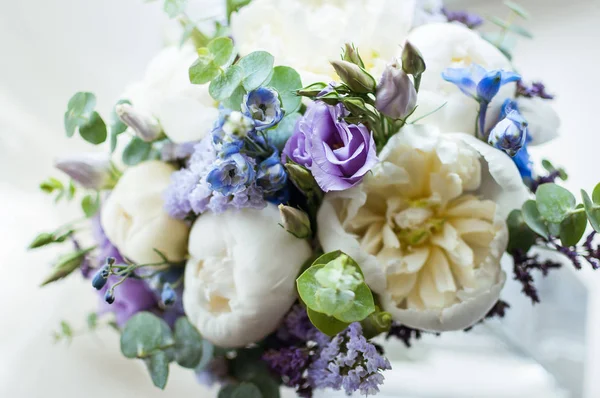 Bröllop Bukett Blommor Vit Bak — Stockfoto