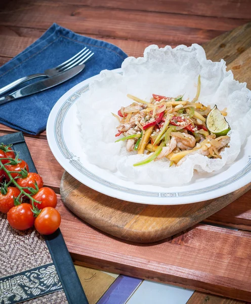 Salada Carne Com Frango Culinária Tailandesa — Fotografia de Stock