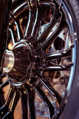 Siyah motorcycl çelik diskten