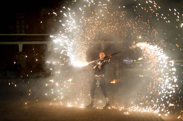 Nižnyj Novgorod, Rusko-20. dubna 2019: Festival pyrotechnických výrobků — Stock fotografie