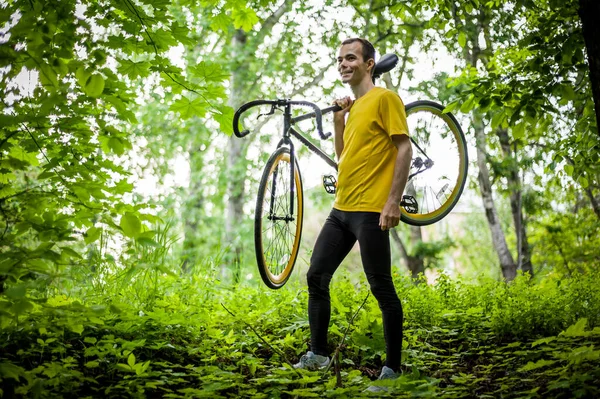 Young Man Stopped Rest His Bicycle Public Park Enjoys Early — Stock Photo, Image