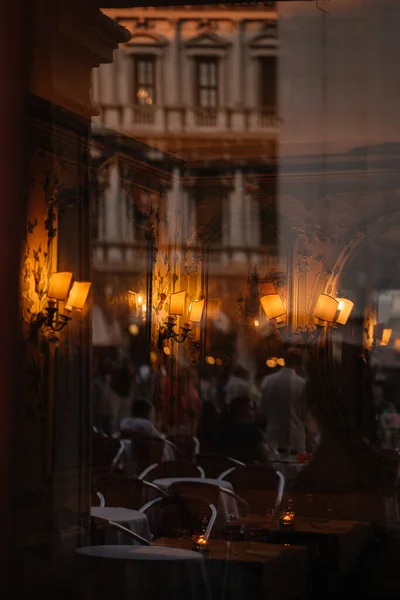 Veneza Itália Agosto 2016 Vista Pela Janela Para Restaurante Veneza — Fotografia de Stock