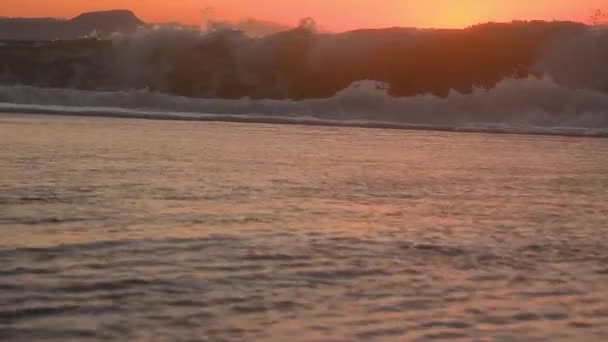 Pôr do sol no mar Adriático . — Vídeo de Stock