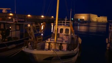 Kandiye'de gece Venedik Koules Kalesi, Girit, Yunanistan
