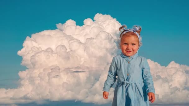 CINEMAGRAPH Portrait, Little Girl On sky, Child Looking, Smiling In Camera, Children View in Santorini — Stock Video