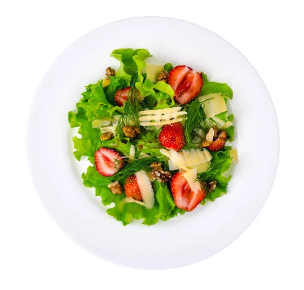 Ensalada con fresas, queso, hojas verdes, nuez —  Fotos de Stock
