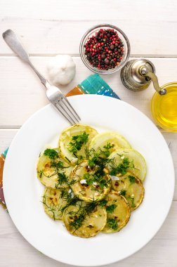 Şeker hastaları için yemek. Kabak sebze tabağı