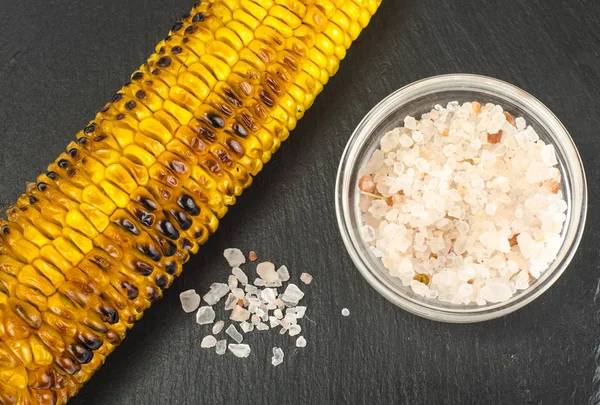 Cob of ripe hot corn grill — Stock Photo, Image