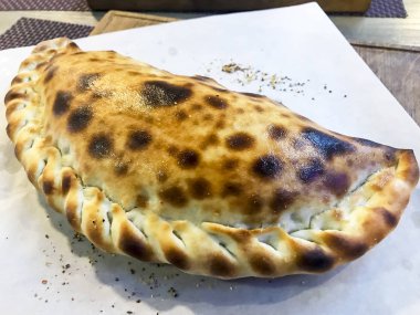 Lezzetli İtalyan pidesi sıcak pizza. Stüdyo Phot