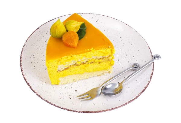 Mango Creamy Cake White Background Studio Photo — Stock Photo, Image