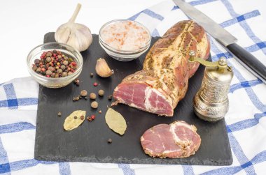 Siyah taş domuz etinin füme. Studio fotoğraf