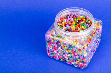 Popüler çocuk eğlence yerlerinden gelen parlak arka plan termal mozaik. Studio fotoğraf