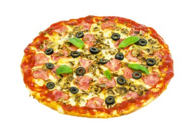 Beyaz arka planda izole jambon ve mantar ile lezzetli pizza. 
