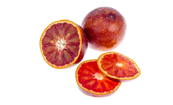 Orange rouge doux mûr juteux tranché . — Photo
