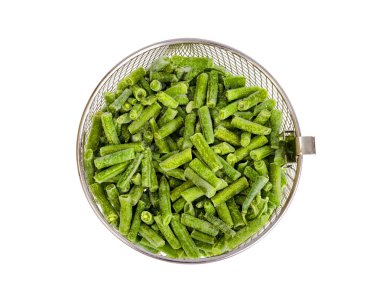 Derin dondurulmuş yeşil bakla beyaz izole