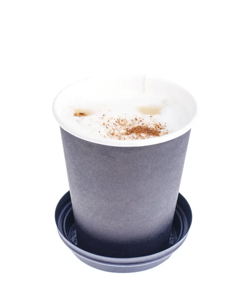 Disponibel svart pappersmugg med cappuccino, latte. — Stockfoto