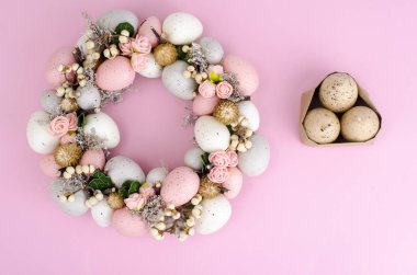 Colorfull Güzel şenlikli Paskalya çelenk. Fotoğraf