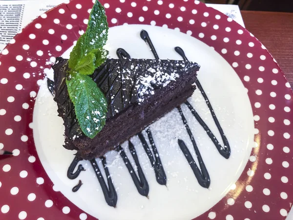 チョコレートおいしいケーキの一部. — ストック写真