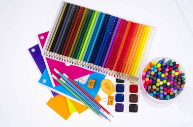 Okul eşyaları ve öğrenci aksesuarları. Stüdyo Fotoğraf