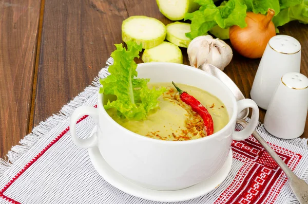 Spicy Vegetarian Vegetable Puree Soup Green Color Healthy Eating Studio — Stock Photo, Image