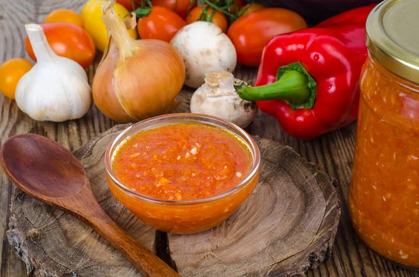 Sauce Appetizer Seasonal Vegetables Glass Studio Phot — Stock Photo, Image