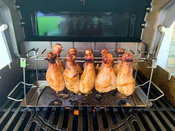 Gegrillte Hühnerspieße Werden Gasgrill Gegrillt — Stockfoto