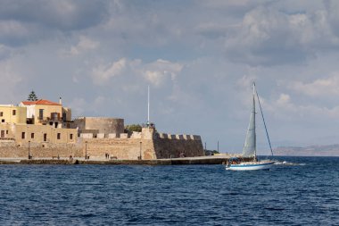 Cityscape. Antik kenti Hanya, kale ve kayan (Yunanistan, Girit Adası yat).