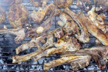 Kömür yakın çekim yemek