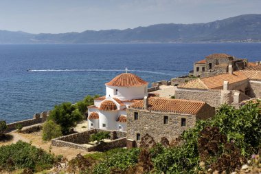 Kuvvetlendirilmiş şehir Monemvasia (Laconia, Greece, Mora)