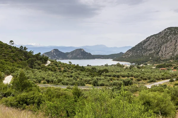 View on lake Vouliagmeni (district Loutraki, Greece ) — стоковое фото