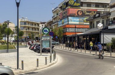 07 / 08 / 2020. Atina şehri, Yunanistan. Koridallos bölgesinde 07 / 07 / 2020 'yi açan yeni, modern metro istasyonu.