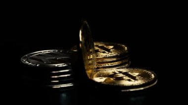 Makro atış litecoins ve arka plan üzerinde döndürme bitcoins