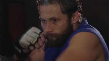 Tekme kamera Studio eğitim acımasız terli ücretsiz fighter. Yavaş yavaş