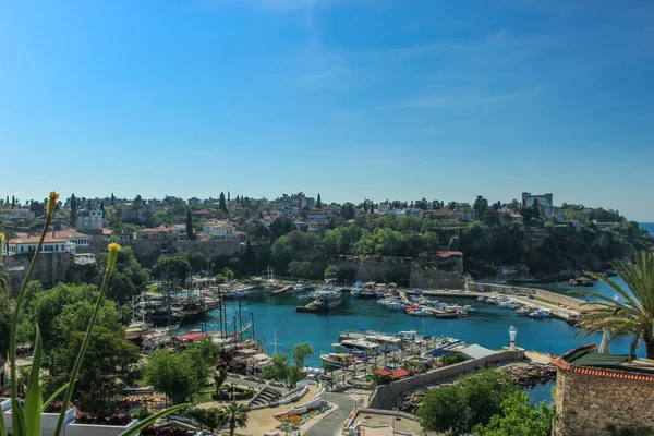 Molo Marittimo Antalya Turchia Barche Grandi Piccole — Foto Stock