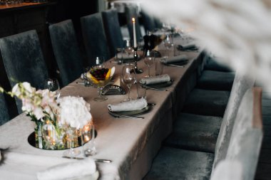 Festival tablo ayarı. İç dekor